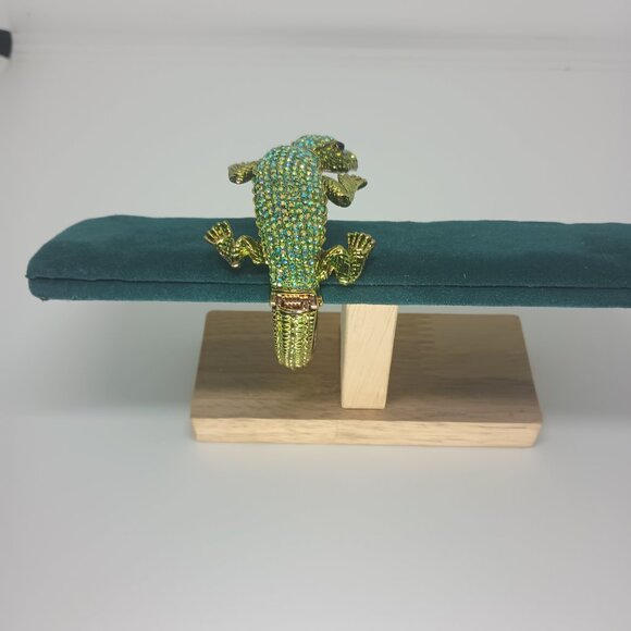 Vintage Rhinestone Alligator Clamper Bracelet. - Picture 6 of 7